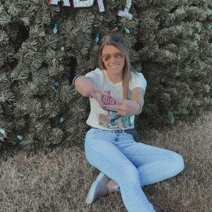 Meet your Posher, Lexi